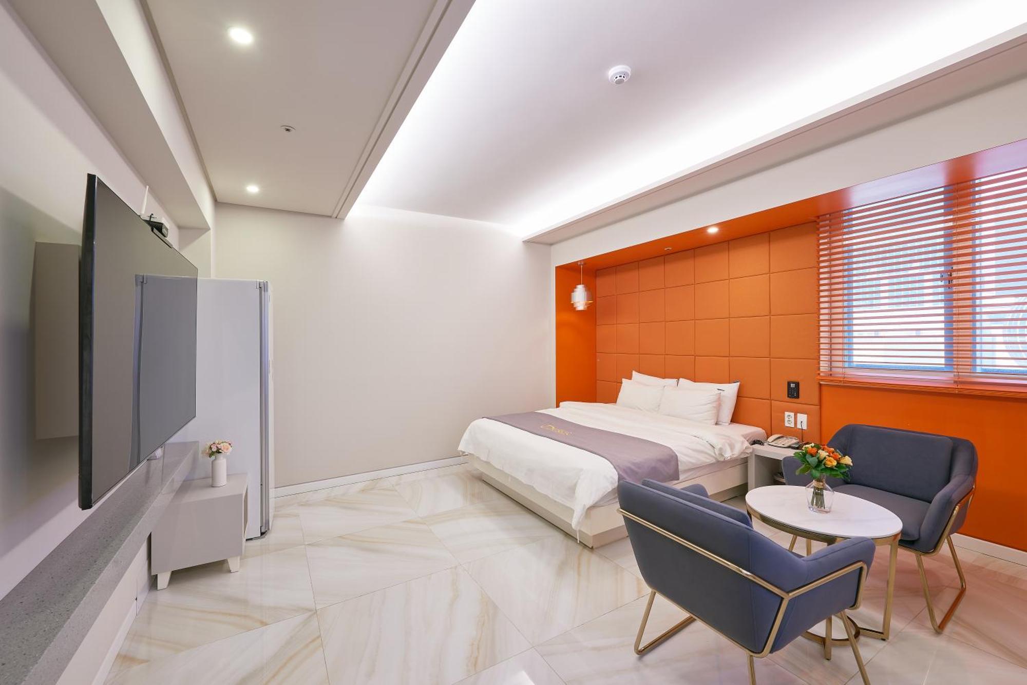 Dubai Hotel Gwangju Metropolitan City Esterno foto