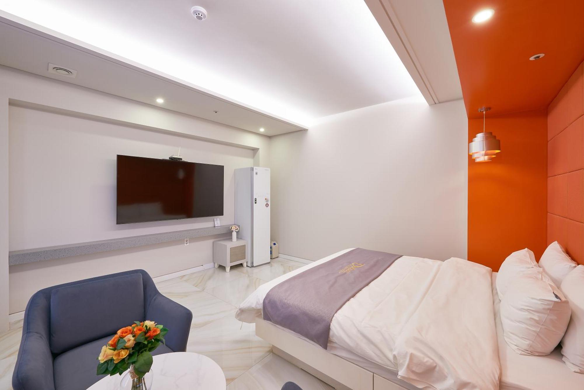Dubai Hotel Gwangju Metropolitan City Esterno foto