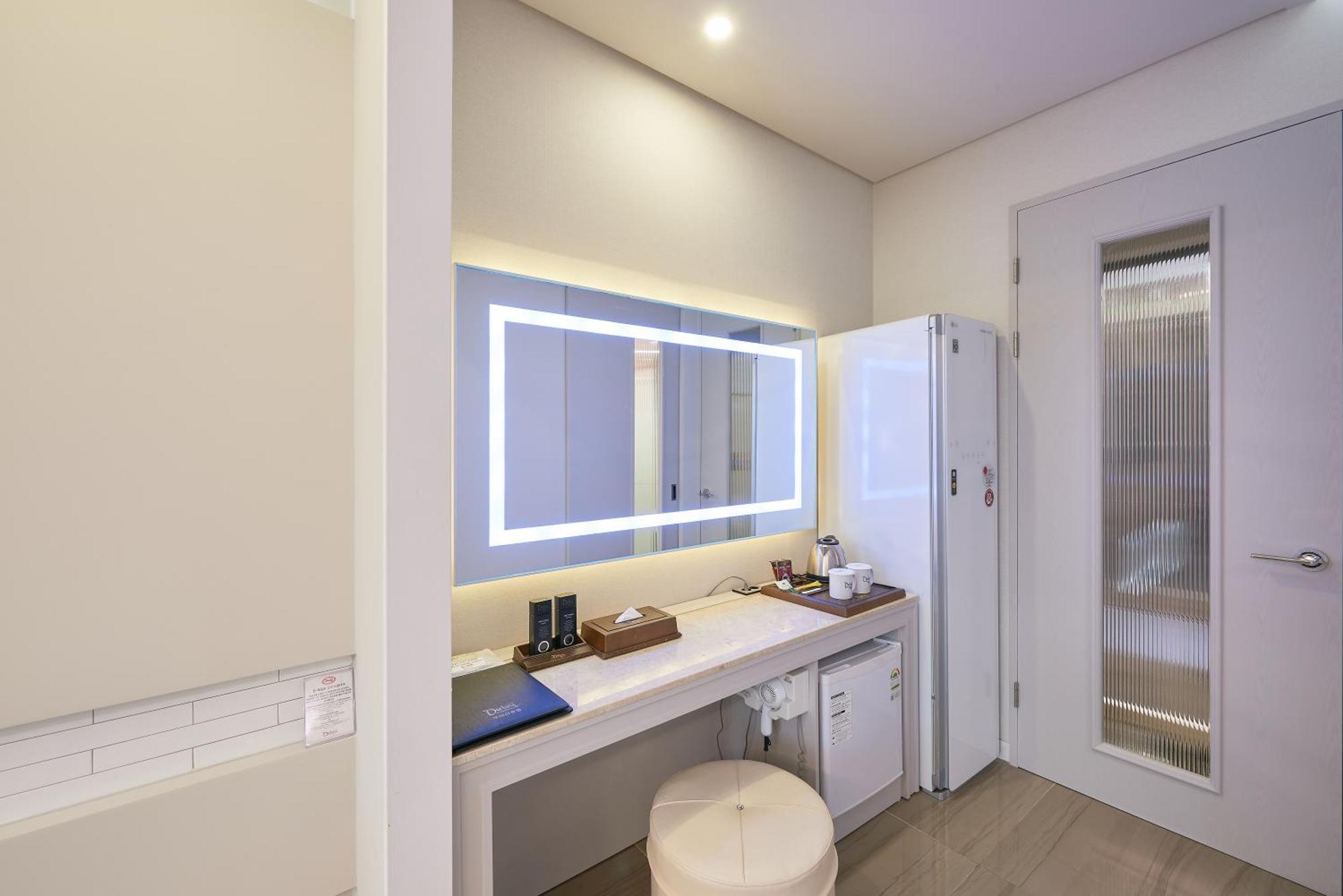Dubai Hotel Gwangju Metropolitan City Esterno foto
